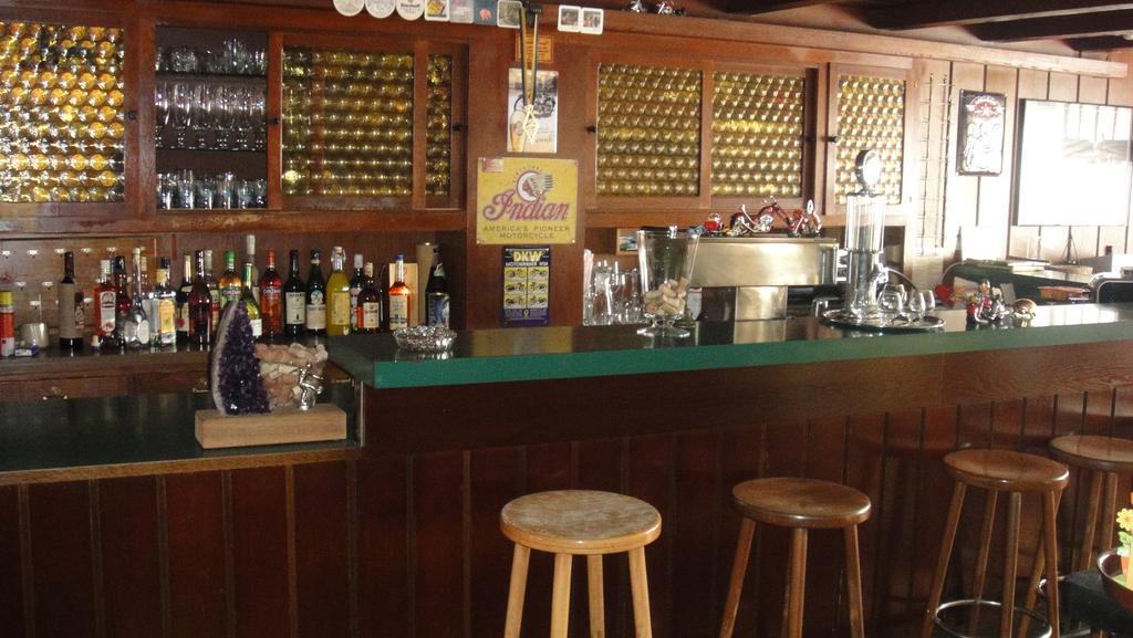 Black Bear Bikers Pub-Hotel 켐펠트 외부 사진